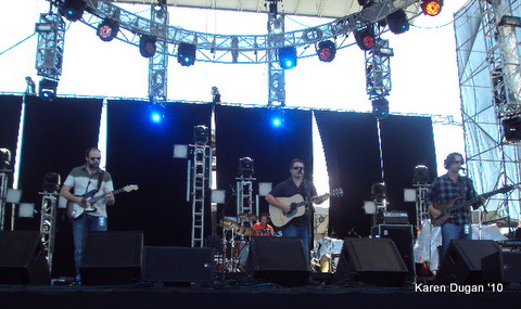 Assembly of Dust @ GOTV 2010