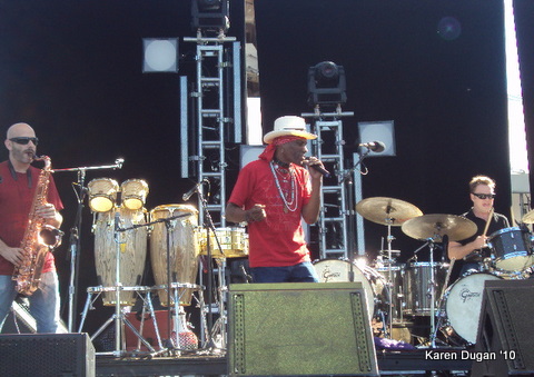 Cyril Neville w/ Galactic @ GOTV 2010