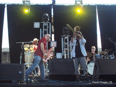 HORN RAGE!  Galactic @ GOTV 2010