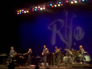 The whole group raging it proper!!