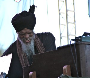 Dr. Lonnie Smith ~ Pic by Josh Raskin