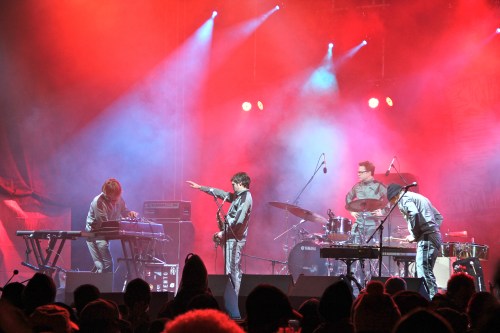 Garage a Trois ~ Pic by Josh Raskin