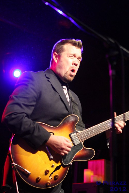 Eric Krasno (Photo by Phrazz)