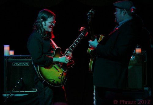 Luther Dickinson and Eric Krasno (Photo by Phrazz)